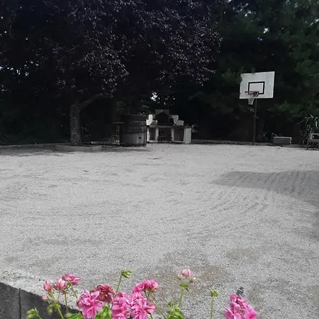 A La Campagne 2 *